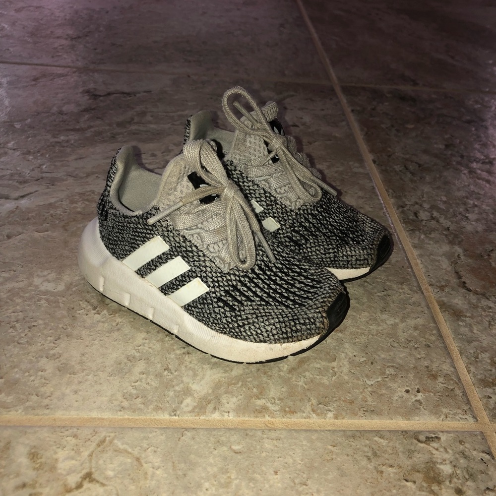 Toddler boys shoes